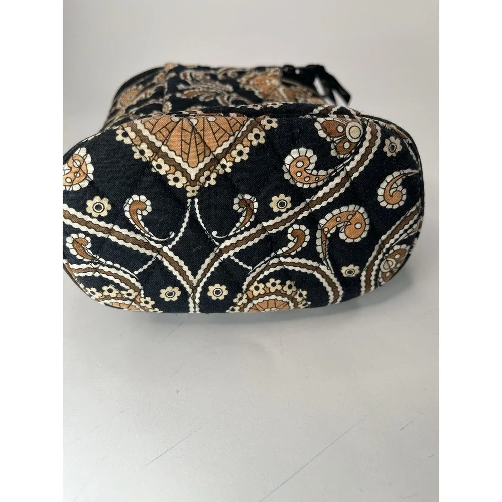 VERA BRADLEY Cool Keeper Zip Snack Lunch Top Handle Bag (CAFFE LATTE)